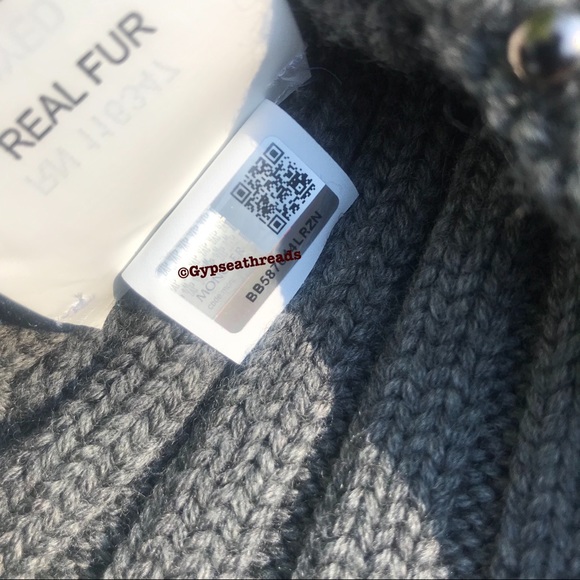 MONCLER BERRETTO POM POM BEANIE🎀 - Picture 5 of 7